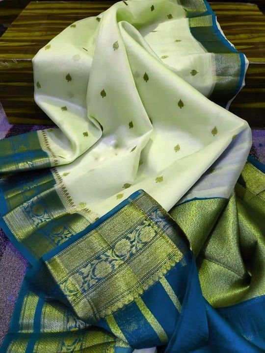 Organza saree uploaded by business on 2/5/2022