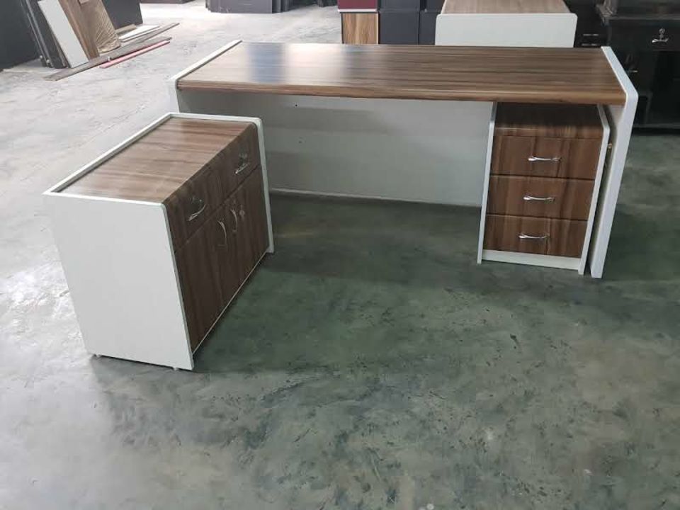 Product uploaded by S M Furniture Ahmedabad on 2/5/2022