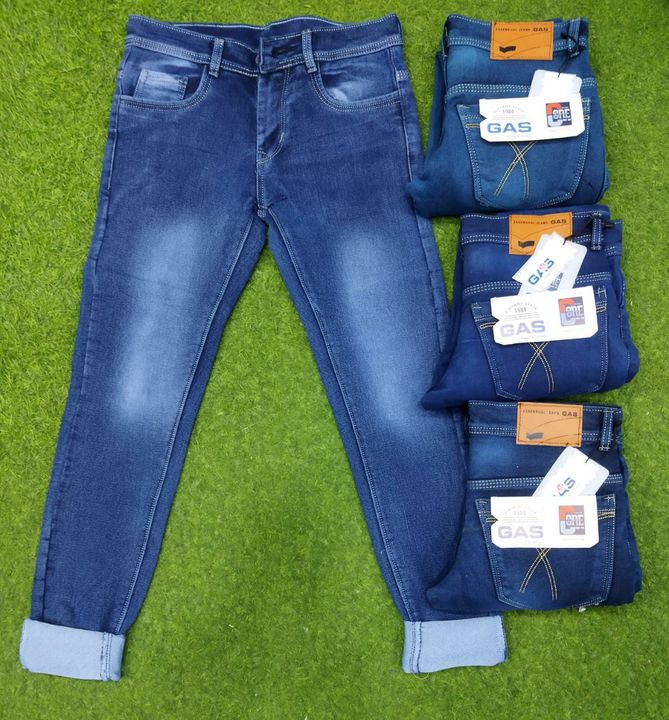 Post image Buy 2 jeans at just 900And 3 jeans for 1250
