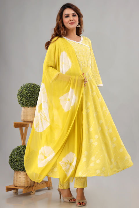 Yellow flayer kurta set uploaded by Sd fashion on 2/8/2022
