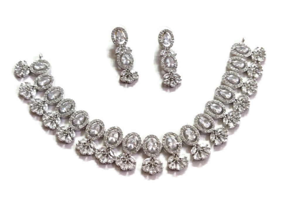 Necklace set  uploaded by Jewelo jewellery on 2/10/2022