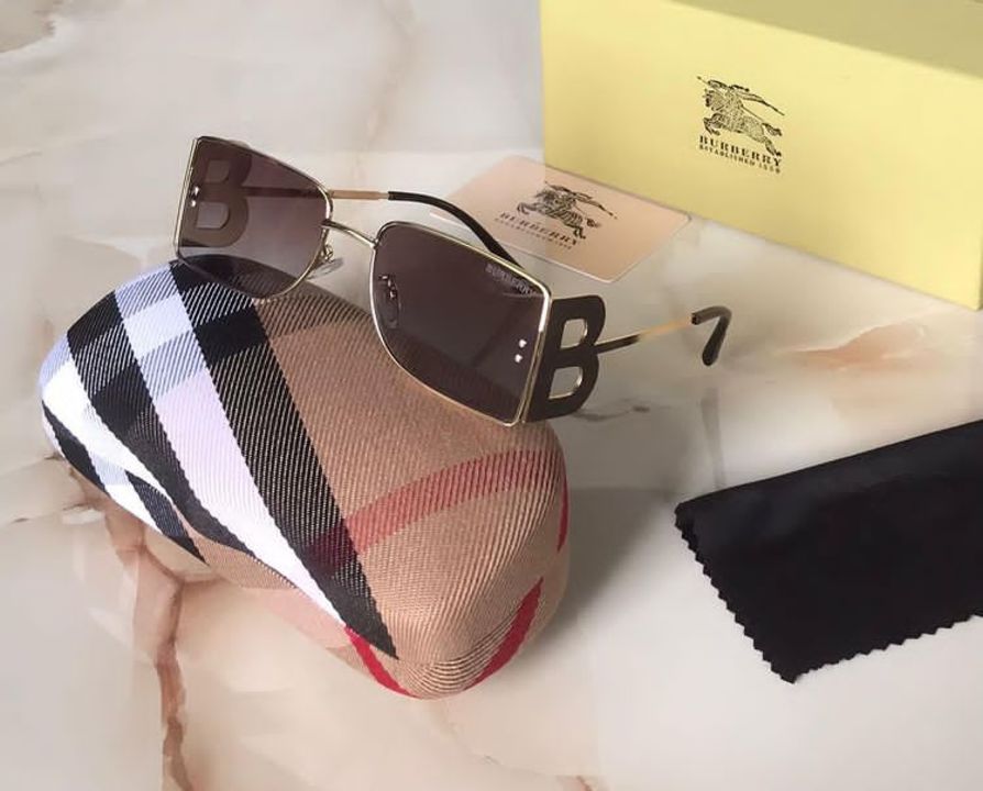 Burberry Sunglasses uploaded by Brand Collection on 2/10/2022
