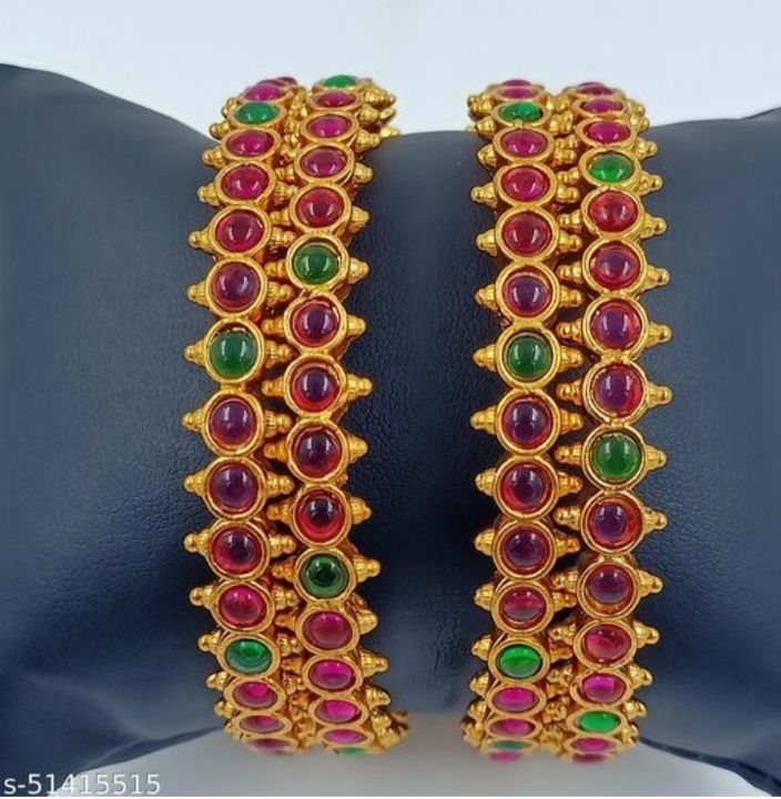 Product uploaded by Dharti Bangles  on 2/10/2022