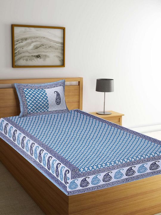 💯 % cotton fabric bedsheet uploaded by business on 2/11/2022