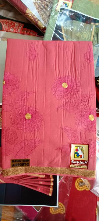 Post image Mujhe Bnaktesh saree ki 100 pieces chahiye.
Mujhe jo product chahiye, neeche uski sample photo daali hain.