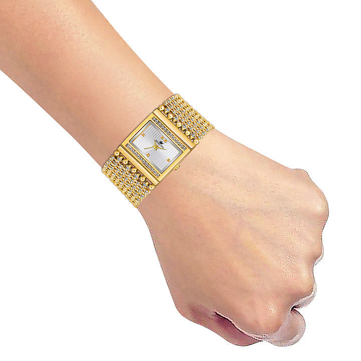 Richezzo Gold Wrist Watch for women uploaded by LUXURIOUS LIFESTYLE  on 10/8/2020
