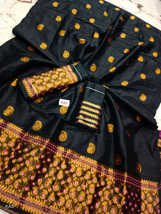 Post image Assam Silk---lab-testing pure silk mark guna work pat mekhela sador with blouse pcs and side pari... price----9300If u r interested pls WhatsApp me on this number 8453115540