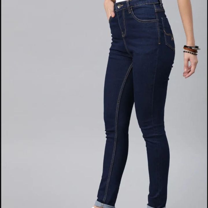 Post image I want 6 pieces of Women jeans from Delhi based wholesaler.