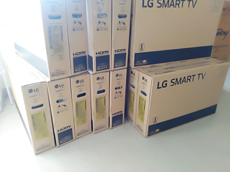 LG 32" Smart LED uploaded by business on 2/15/2022
