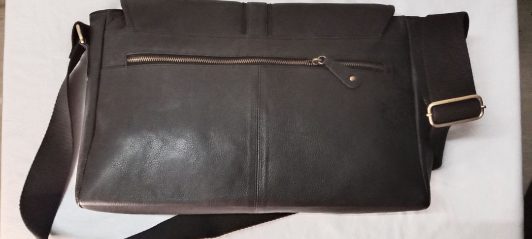 Laptop bag💼 uploaded by Mirzan Leather crafts on 2/16/2022