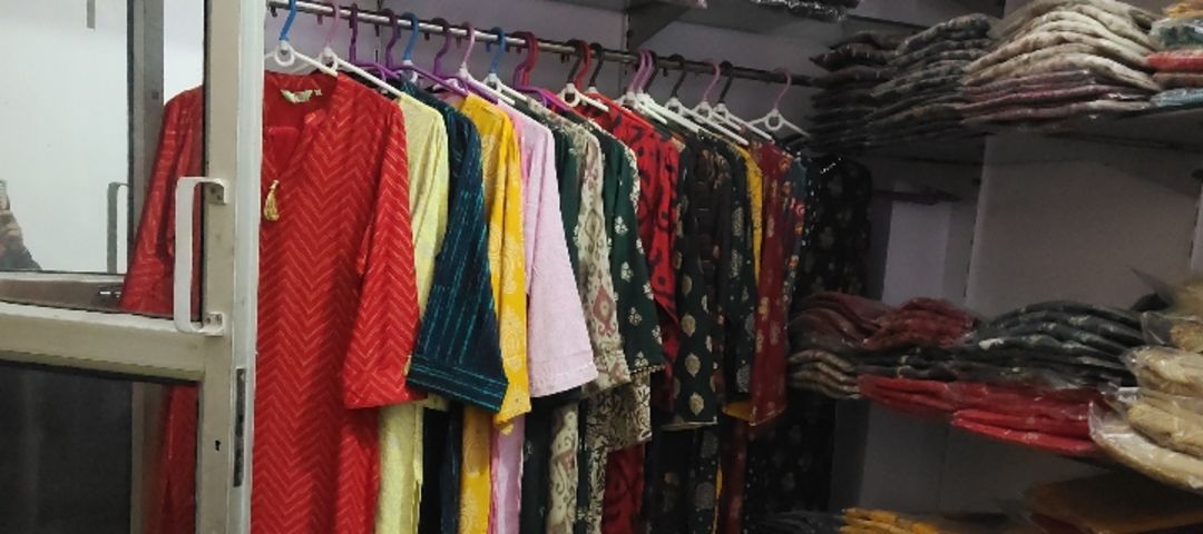Warehouse Store Images of Shaurya Fashion Lifestyle