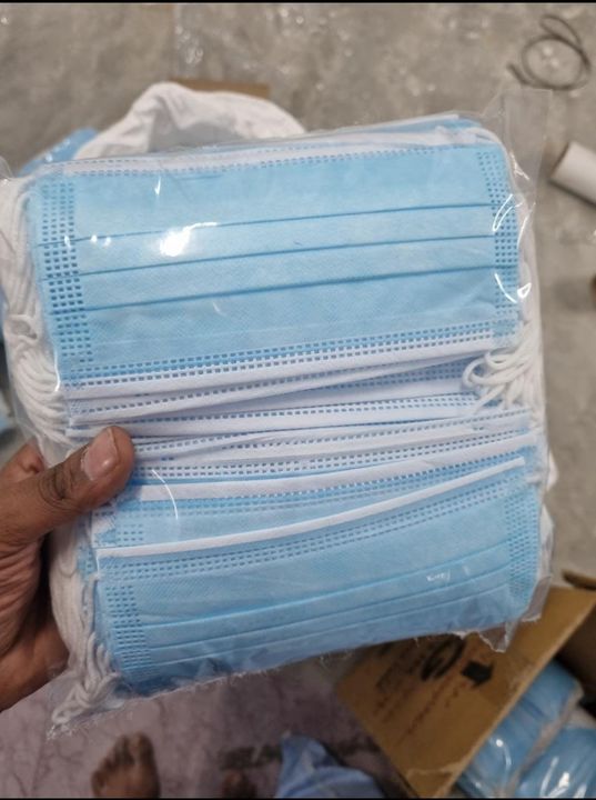 3ply disposable Surgical face mask uploaded by business on 2/18/2022