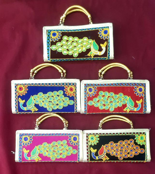 Hand bag  uploaded by New fashon kuchi handigraft on 2/18/2022