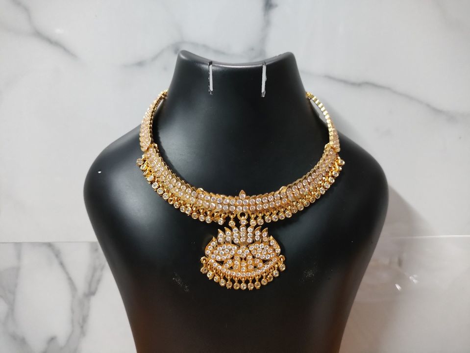 Ad stone neckless uploaded by Firdoos collections  on 2/18/2022