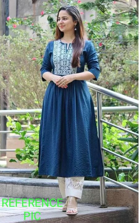 Post image I want 10 pieces of I want office wear kurti or kurti pant set in reasonable rate.. bulk order.