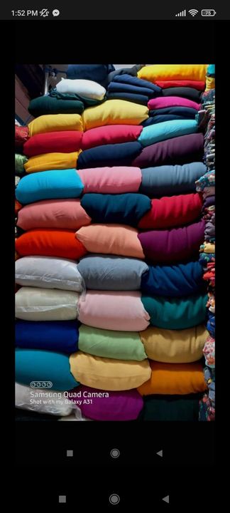 Post image I want 10 pieces of I want Georgette material. Wholesalers msg me.