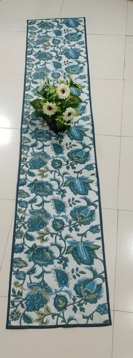 Cotton table runner uploaded by SIMMI INTERNATIONAL on 2/19/2022