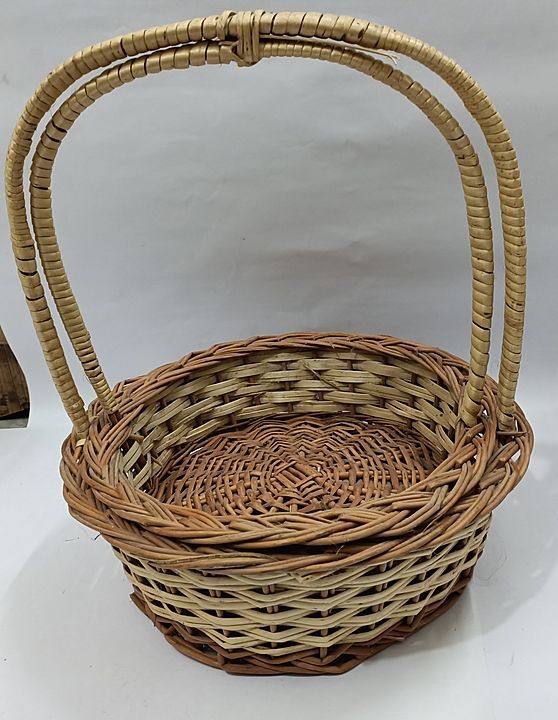 Long handle cane basket uploaded by Rudraksh Handicrafts on 10/9/2020