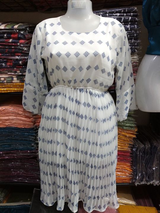 White printed long tunic uploaded by Mother's Fashion House on 2/22/2022