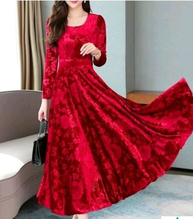 women gowns  uploaded by business on 2/23/2022