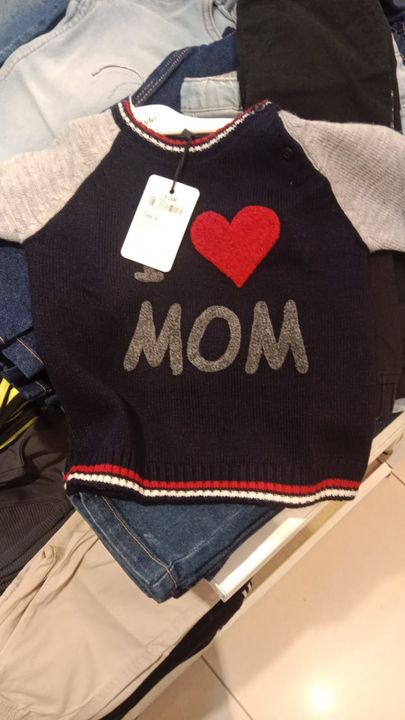 Post image I want 1 500 of Baby sweater.