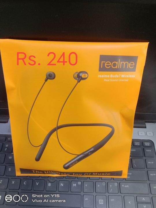 Realme bus 7 wireless neckband uploaded by business on 2/24/2022