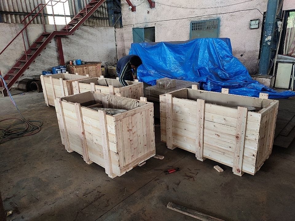 Wooden box Pinewood uploaded by Umar Enterprises  on 10/10/2020