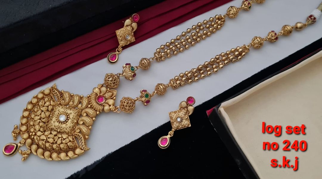 Product uploaded by Rajmandir Faishion jewellers on 2/25/2022