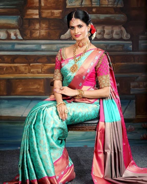 Post image 🎯ROYAL FLOWER 🌸 WEAVING RICH MINA BELT Presenting Enchanting Yet Breathable Organic Banarasi Sarees For Intimate And Big Fat Indian Weddings, That Are Light On Your Skin And Uplift Your Wedding Shenanigans🎯🎯ITS COLOR C-GREEN WITH RANI BELT SELF WEAVING SAREE WITH RANI BLOUSE 🎯🎯

🩸*PRICED @ ₹799/- 
Fabric :-SLAB WEAVING SOFT ROYAL COMBINATION Saree Length 5.5 MeterBlouse Length 0.8 Meter
WEIGHT:- 560 gramsWhatsApp 8347512435