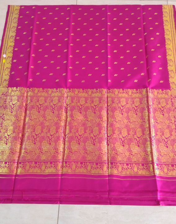 Product uploaded by Aastha Handloom on 2/27/2022