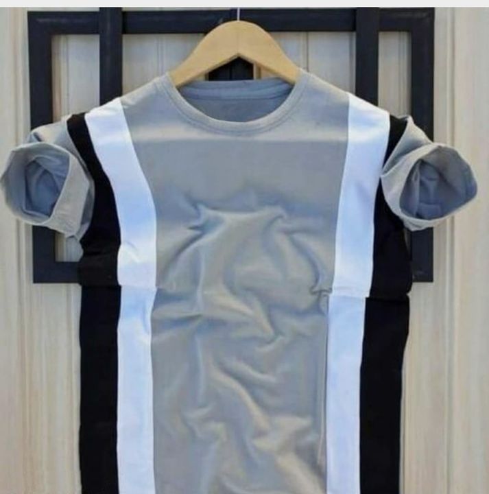 Product image of Ohbk9 fashion t-shirt, price: Rs. 299, ID: ohbk9-fashion-t-shirt-20dd7433