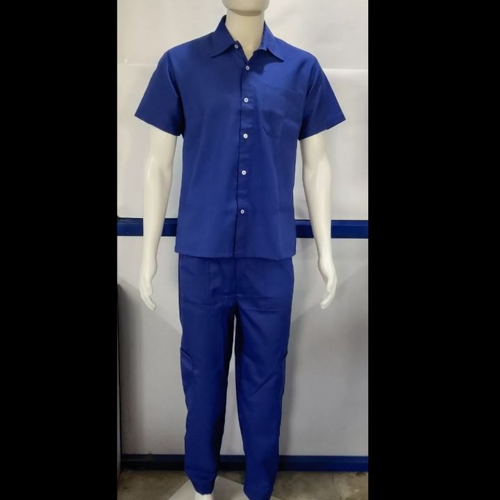 Worker uniform uploaded by business on 2/28/2022