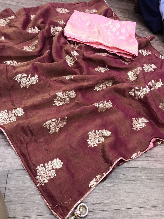 Post image tissu manga silk golden zari weaving saree