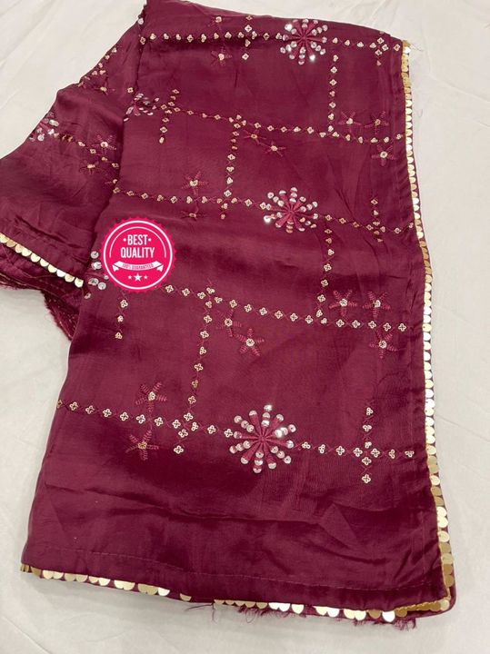 Post image *Premium collection*
*Pure uppada silk saree*
Full seuqnce work on saree
Unstich vicos butti blouse
Border also 9mm sequnce

prIce *1799 ₹* ☑️
All clour castomize❤️
*booking compalsary *