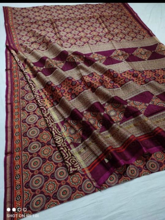 Post image I want 50 pieces of Chanderi silk.