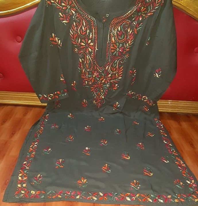 Rayon straight long kurti with multiple thread hand work, Length-46, Size-38-46, Prize-550 uploaded by Lucknowi chikankari on 10/11/2020