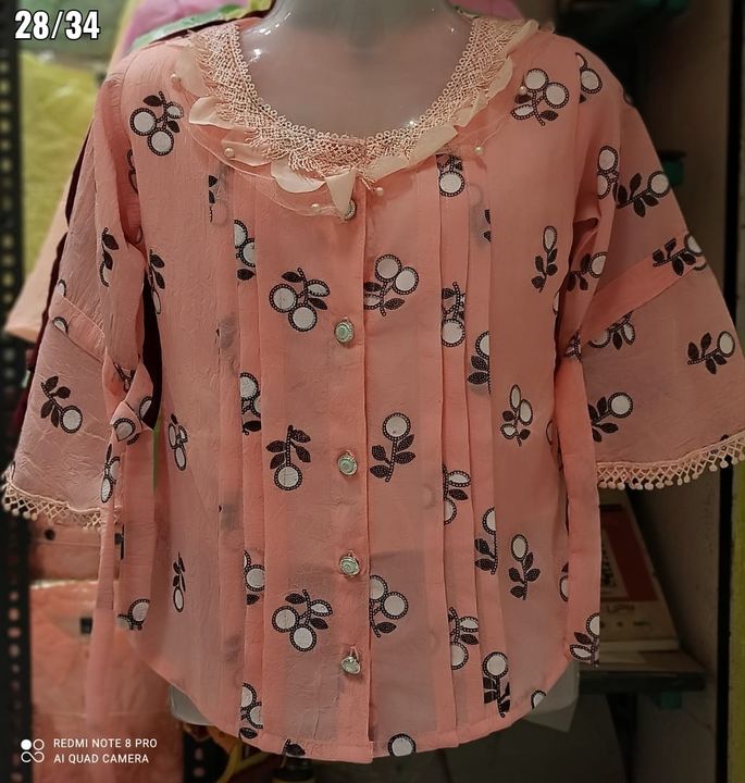 Product image of Girls western top, price: Rs. 180, ID: girls-western-top-a33fd77d