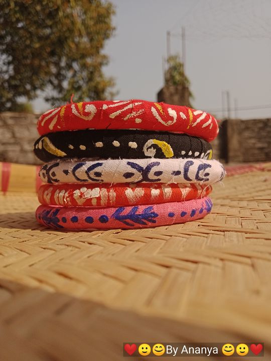 Handmade bangles uploaded by Ananya collection  on 3/4/2022