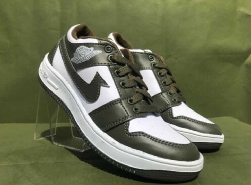Sports shoes uploaded by Axylag footwear & ladies kurtis on 3/4/2022