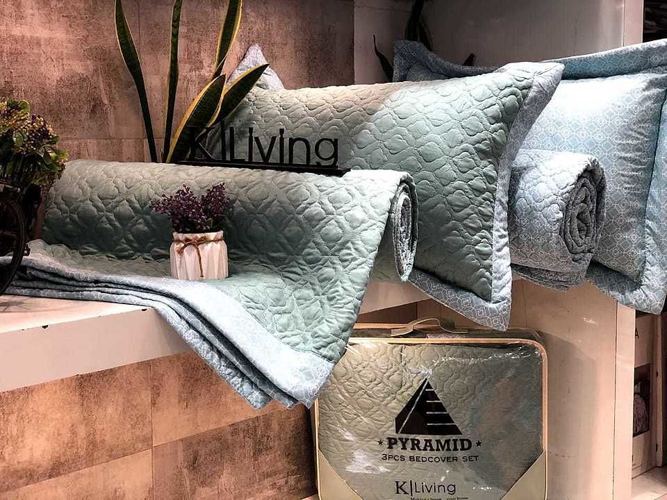 **Item Name -Pyramid 

** A unique designed quilted bedcover to give a fresh look to ur bedroom 

** uploaded by business on 10/11/2020