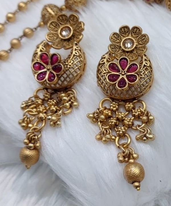 Post image I want 500 pieces of I want to but brass or copper best quality earrings at wholesale price .