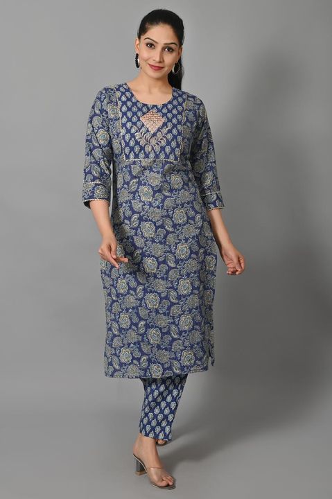 Printed cotton kurta pant set. uploaded by Meena Fashion & Textiles on 3/5/2022