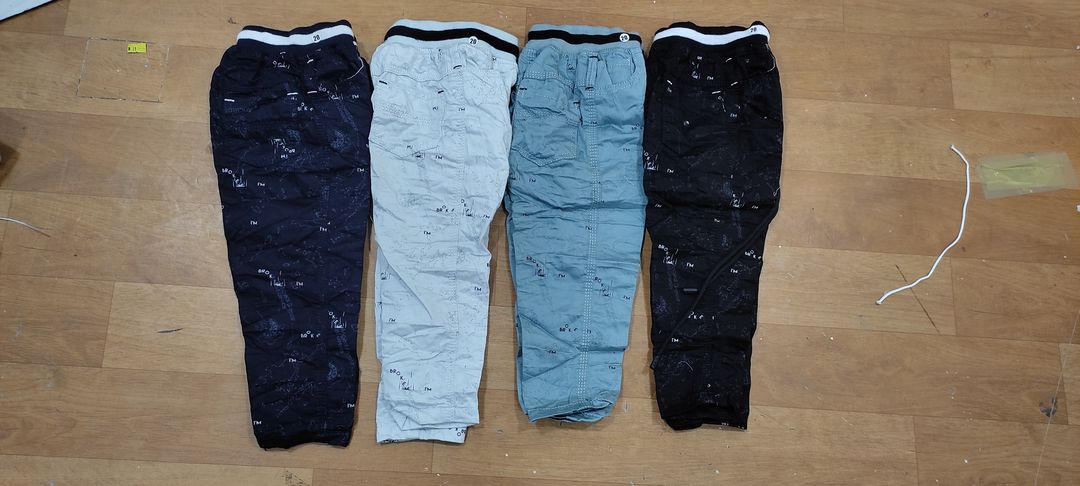 Pants uploaded by business on 3/6/2022