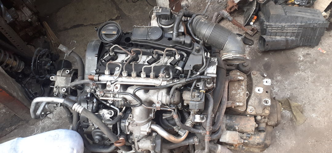 Post image Passat type 2 engine complete