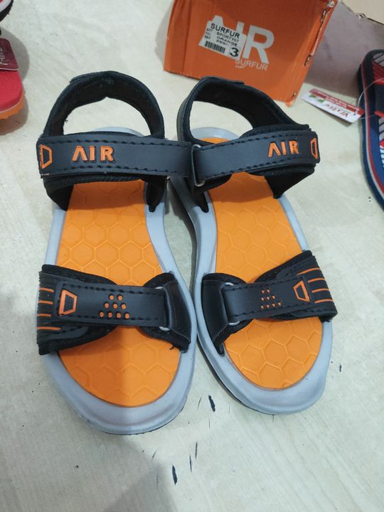 Product uploaded by Singhal footwear on 3/7/2022