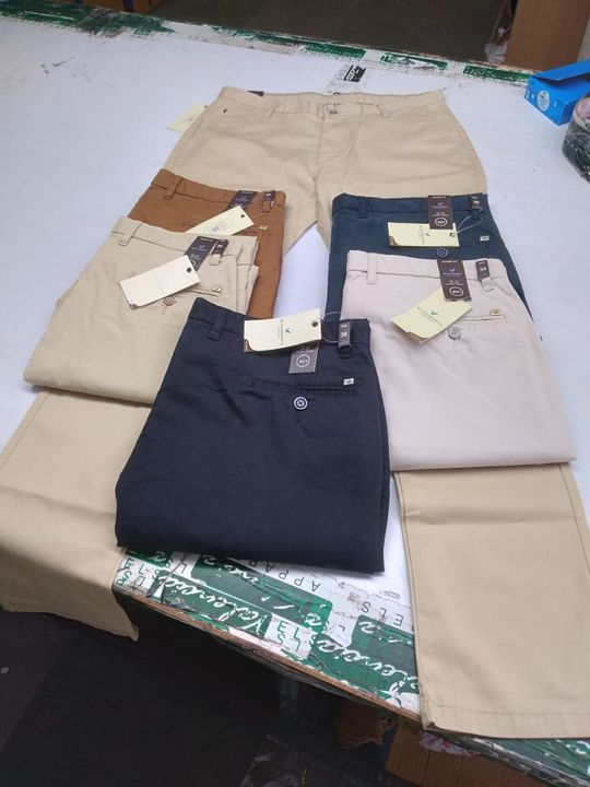 Post image Colour kee full grenty, original pant ,hole shale only