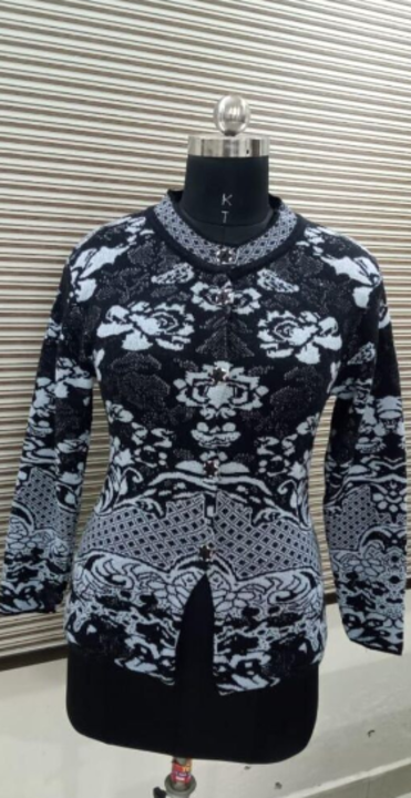 Post image Preety women Sweaters Price only 600/-8 days return or exchangeOrder now..