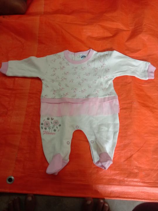 Baby sut uploaded by Sankat mochan Fabric on 3/9/2022