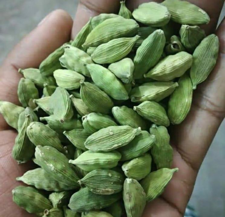 Green cardamom 9mm/8.5mm/7-8mm uploaded by BKRM NUR PURE PVT LTD on 3/10/2022