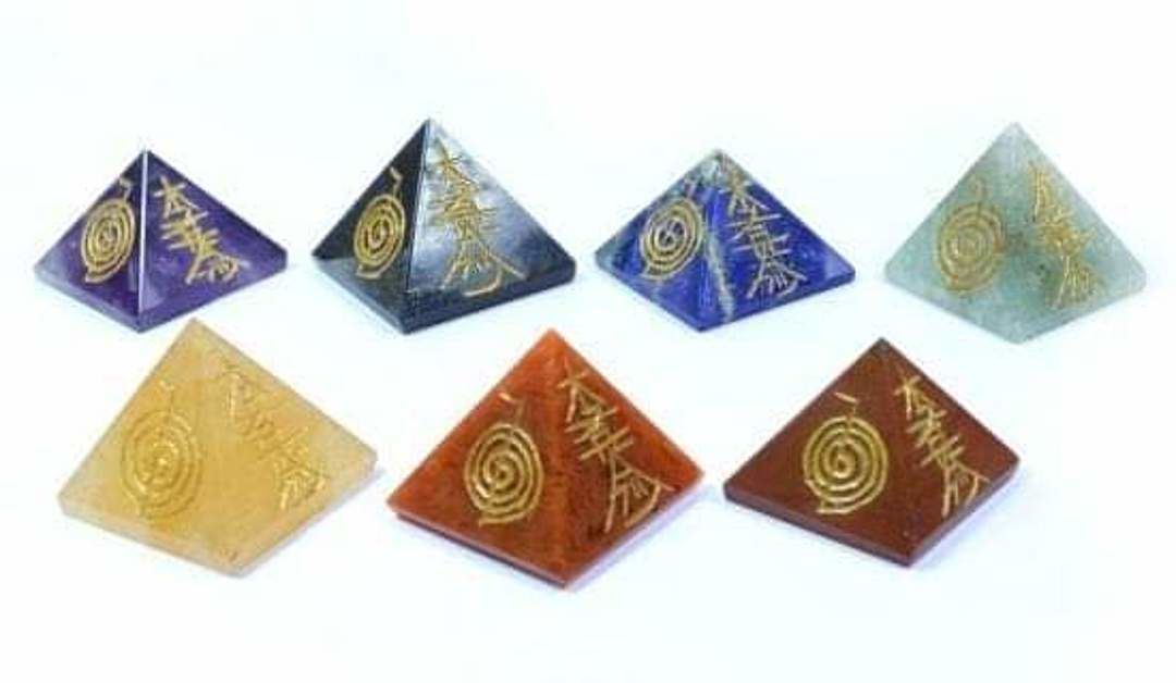 Crystal pyramid uploaded by Divine Crystals  on 10/13/2020